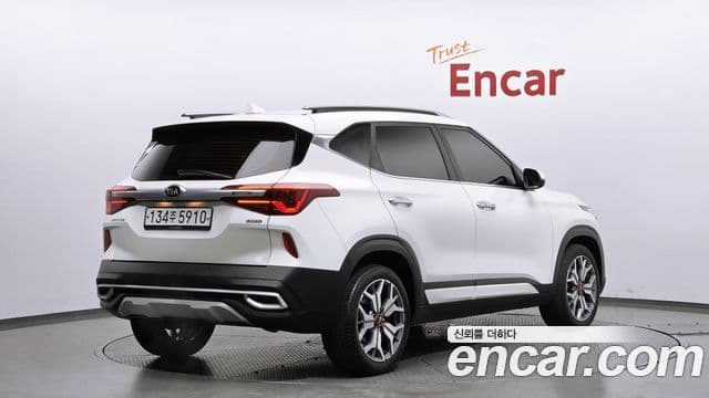 Kia Seltos 2020 — Şəkil 1/20