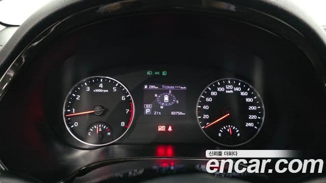 Kia Seltos 2020 — Şəkil 6/20