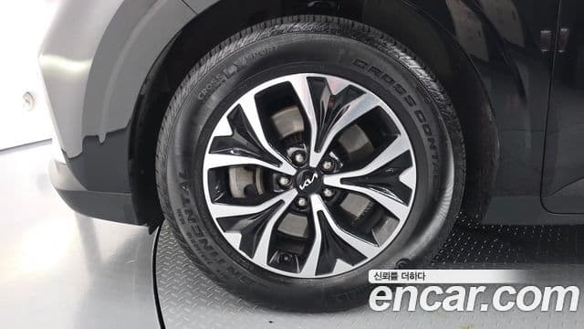 Kia Carnival 2023 — Фото 5/20