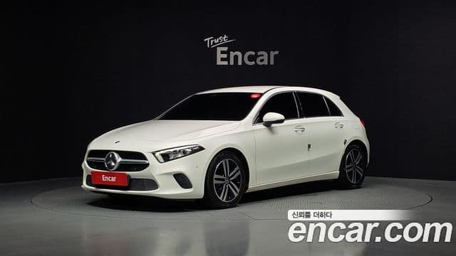 Mercedes-Benz A-Class 2021 — ფოტო 10/20