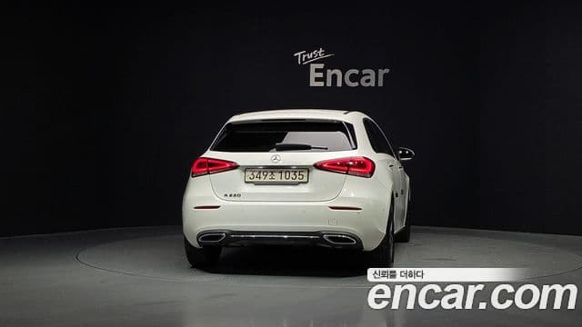 Mercedes-Benz A-Class 2021 — ფოტო 3/20
