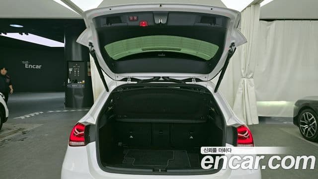 Mercedes-Benz A-Class 2021 — ფოტო 20/20