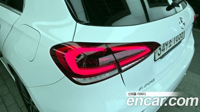 Mercedes-Benz A-Class 2021 — ფოტო 10/34