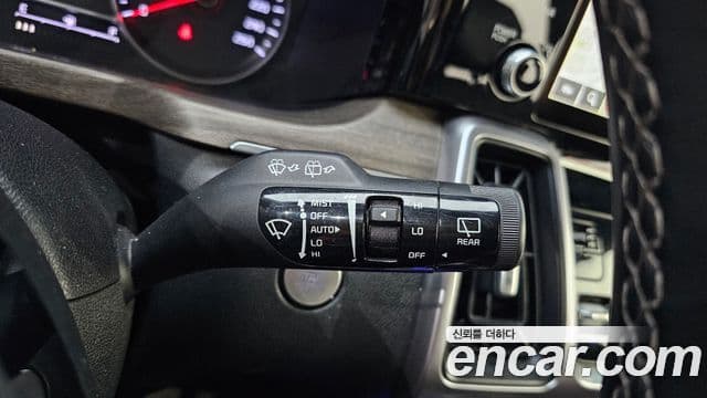 Kia Sorento 2021 — Şəkil 18/20