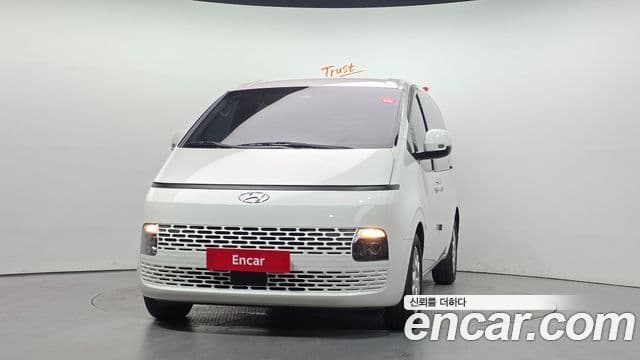 Hyundai Staria 2022 — Фото 3/20