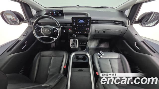 Hyundai Staria 2022 — Фото 7/20