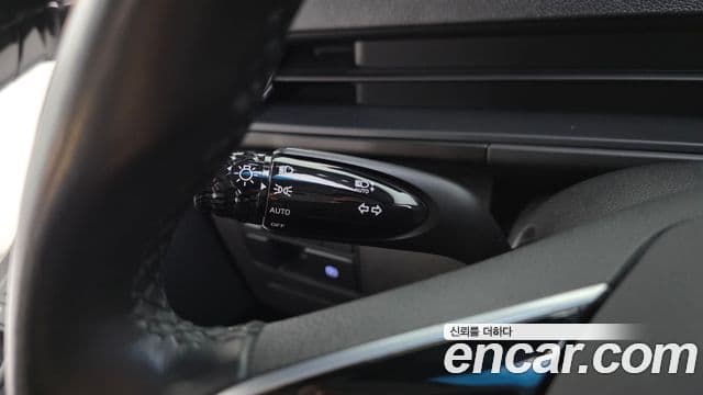 Hyundai Staria 2022 — Фото 17/20