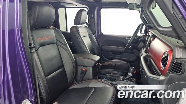 Jeep Wrangler 2023 — Şəkil 18/32