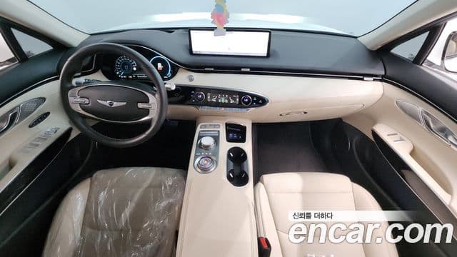 Genesis GV70 2023 — ფოტო 7/20