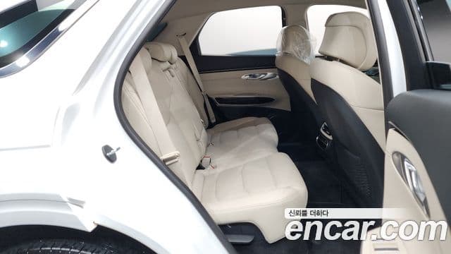 Genesis GV70 2023 — ფოტო 11/20