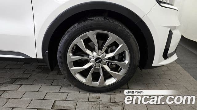 Kia Sorento 2020 — ფოტო 11/34