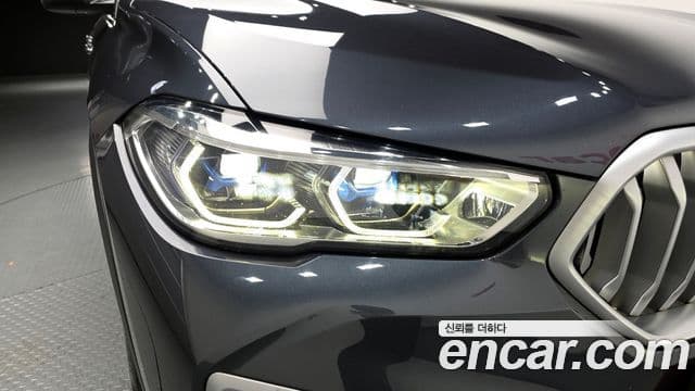 BMW X6 2019 — Photo 2/31
