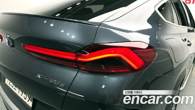 BMW X6 2019 — Photo 3/31