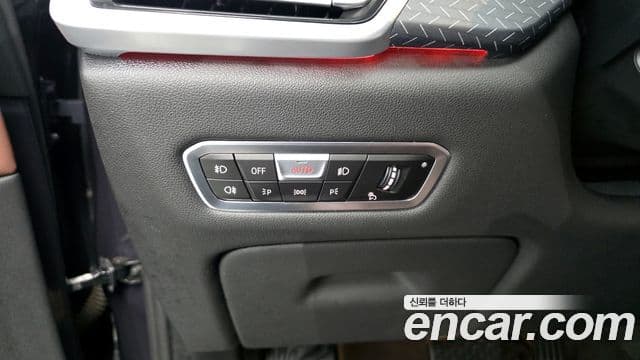 BMW X6 2019 — Photo 10/31