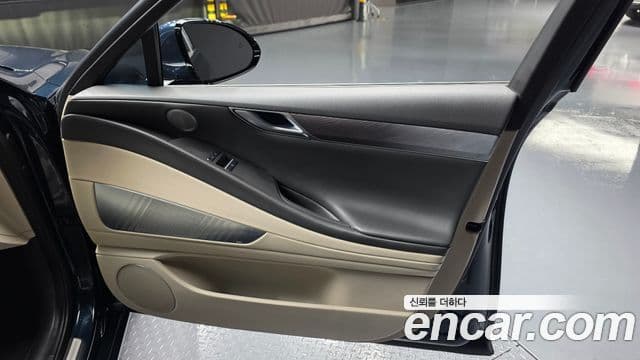 Genesis G80 2021 — ფოტო 31/42