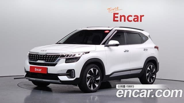 Kia Seltos 2022 — ფოტო 1/20