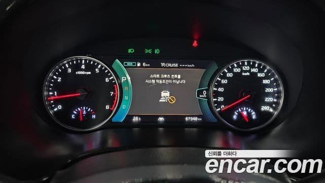 Kia Seltos 2022 — ფოტო 8/20