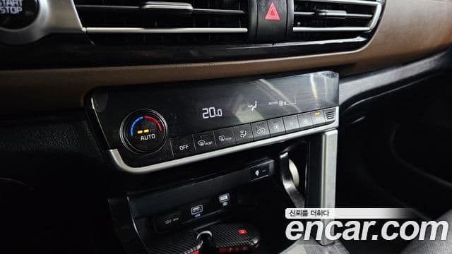 Kia Seltos 2022 — Şəkil 16/31