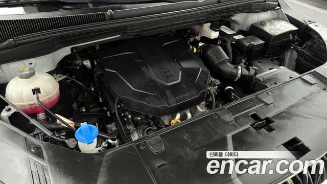 Kia Carnival 2020 — ფოტო 6/20