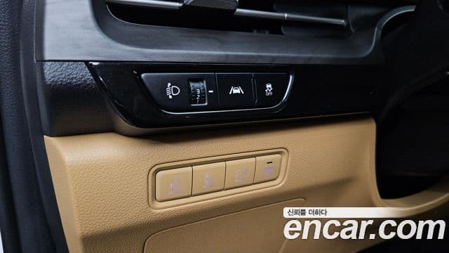 Kia Carnival 2022 — Şəkil 14/20