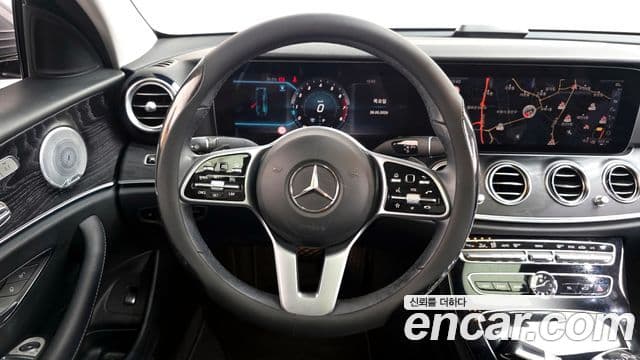 Mercedes-Benz E-Class 2019 — Şəkil 13/20