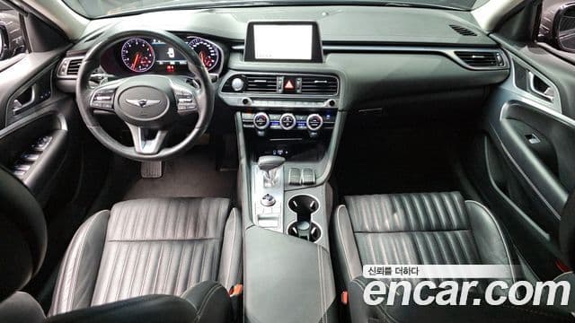 Genesis G70 2018 — ფოტო 7/20