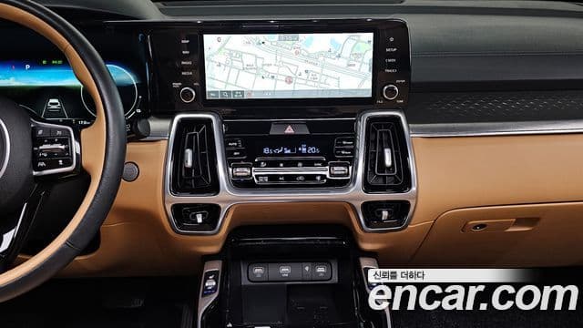 Kia Sorento 2022 — ფოტო 14/20