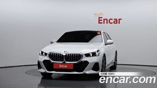 BMW 5 Series 2025 — Şəkil 2/20