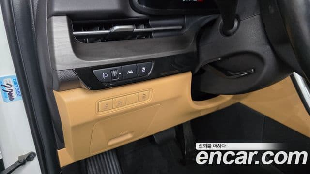 Kia Carnival 2022 — Фото 12/20