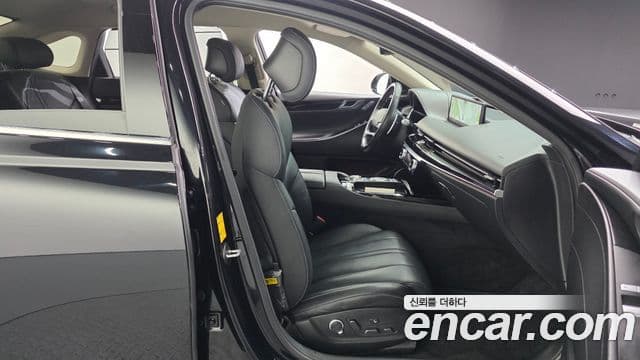 Genesis Electrified G80 2022 — Şəkil 11/20