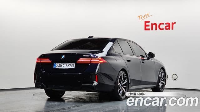 BMW 5 Series 2025 — Şəkil 2/20