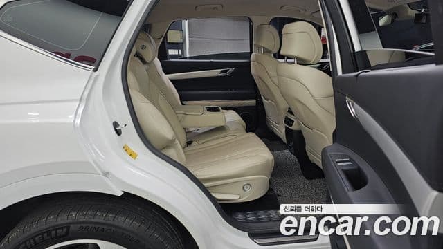 Genesis GV80 2023 — ფოტო 12/20