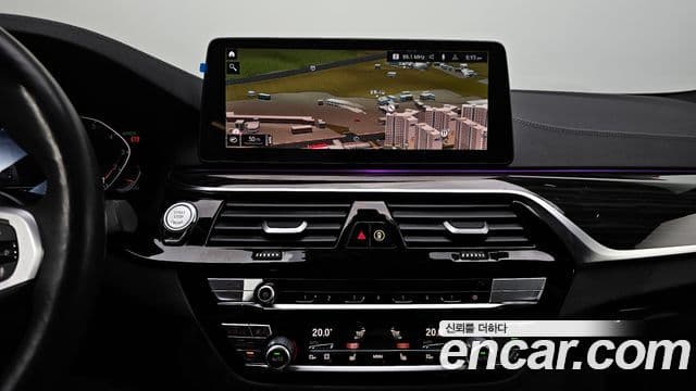 BMW 5 Series 2021 — ფოტო 13/20