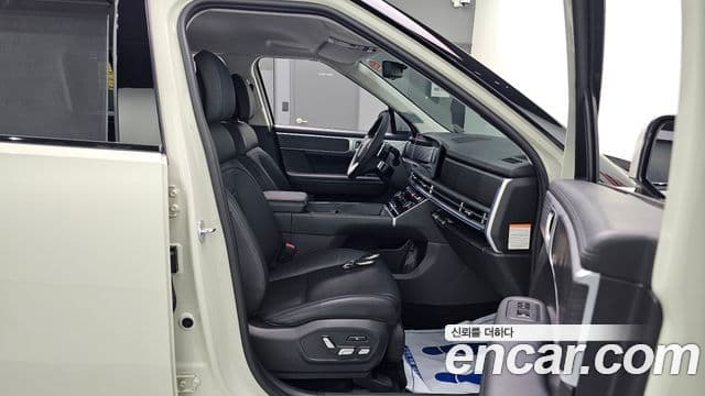 Hyundai Santa Fe 2023 — Photo 11/20