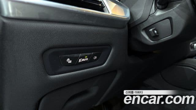 BMW X6 2024 — Photo 18/32