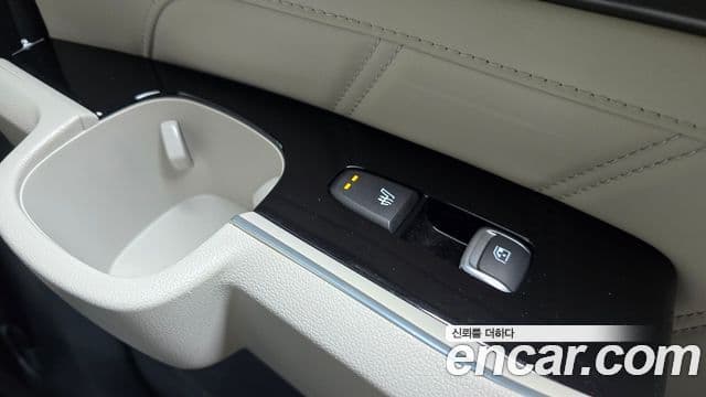 Kia Sorento 2023 — Şəkil 19/20