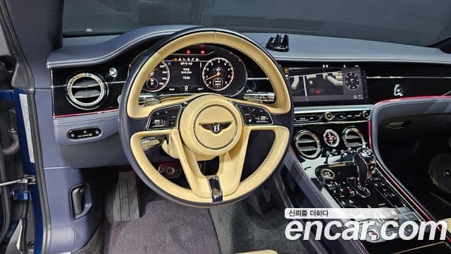Bentley Continental GT 2019 — ფოტო 13/20