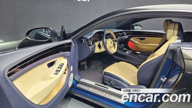 Bentley Continental GT 2019 — Photo 28/30
