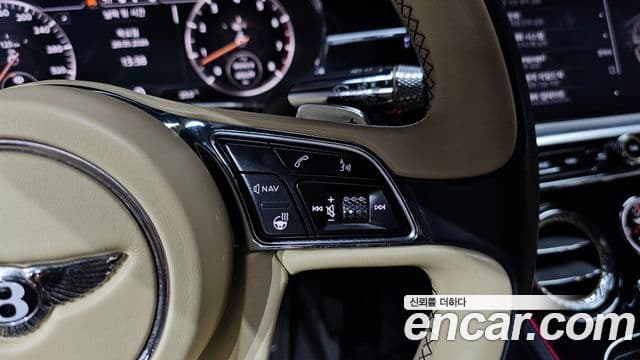 Bentley Continental GT 2019 — Photo 19/30