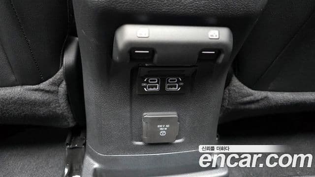 Jeep Wrangler 2021 — ფოტო 5/34