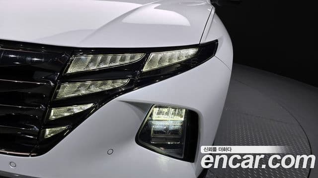 Hyundai Tucson Hybrid 2022 — Photo 24/31