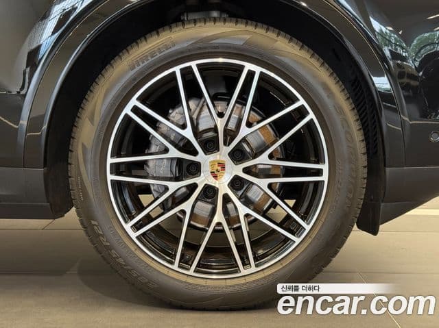 Porsche Cayenne 2023 — Şəkil 6/20