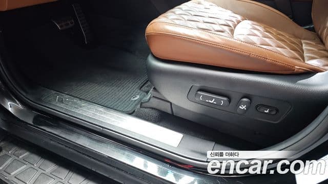 Kia Mohave The Master 2022 — ფოტო 30/32