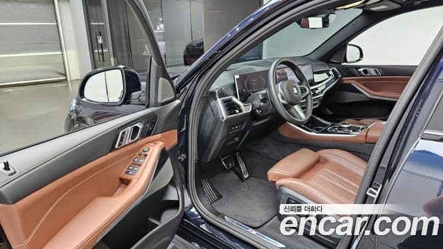 BMW X5 2025 — Фото 10/20
