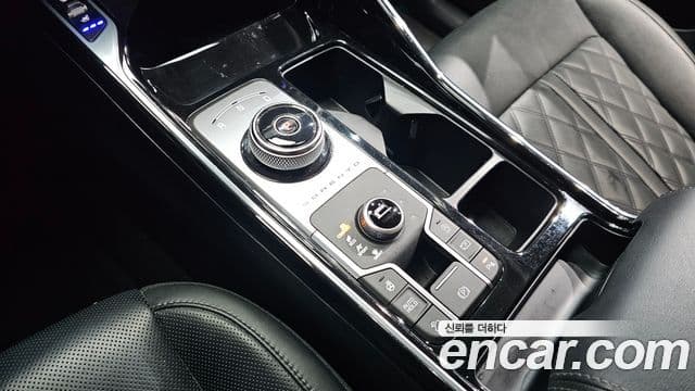 Kia Sorento 2022 — ფოტო 7/20