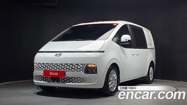 Hyundai Staria 2022 — ფოტო 1/20