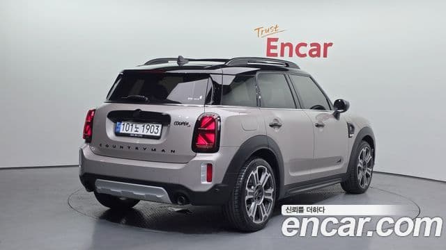 Mini Cooper S Countryman 2023 — ფოტო 2/20