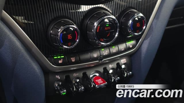 Mini Cooper S Countryman 2023 — ფოტო 19/20