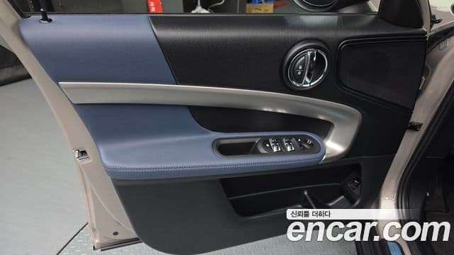 Mini Cooper S Countryman 2023 — Photo 10/32
