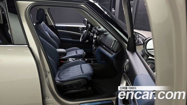 Mini Cooper S Countryman 2023 — Photo 20/32